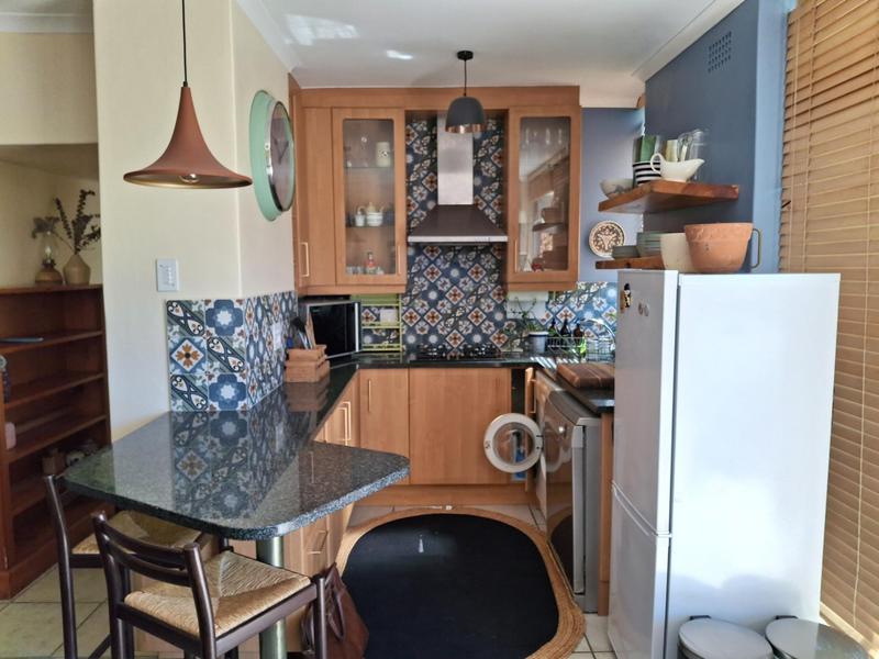 1 Bedroom Property for Sale in Newlands Western Cape